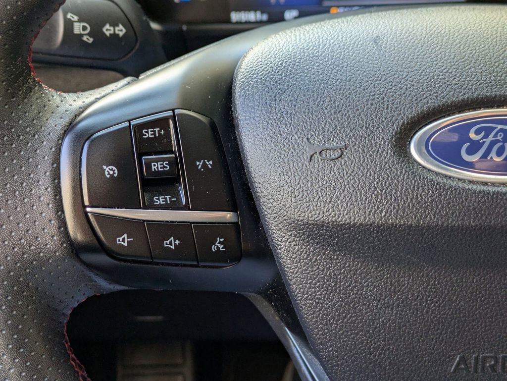 Used 2024 Ford Escape ST-Line AWD/4WD image 20