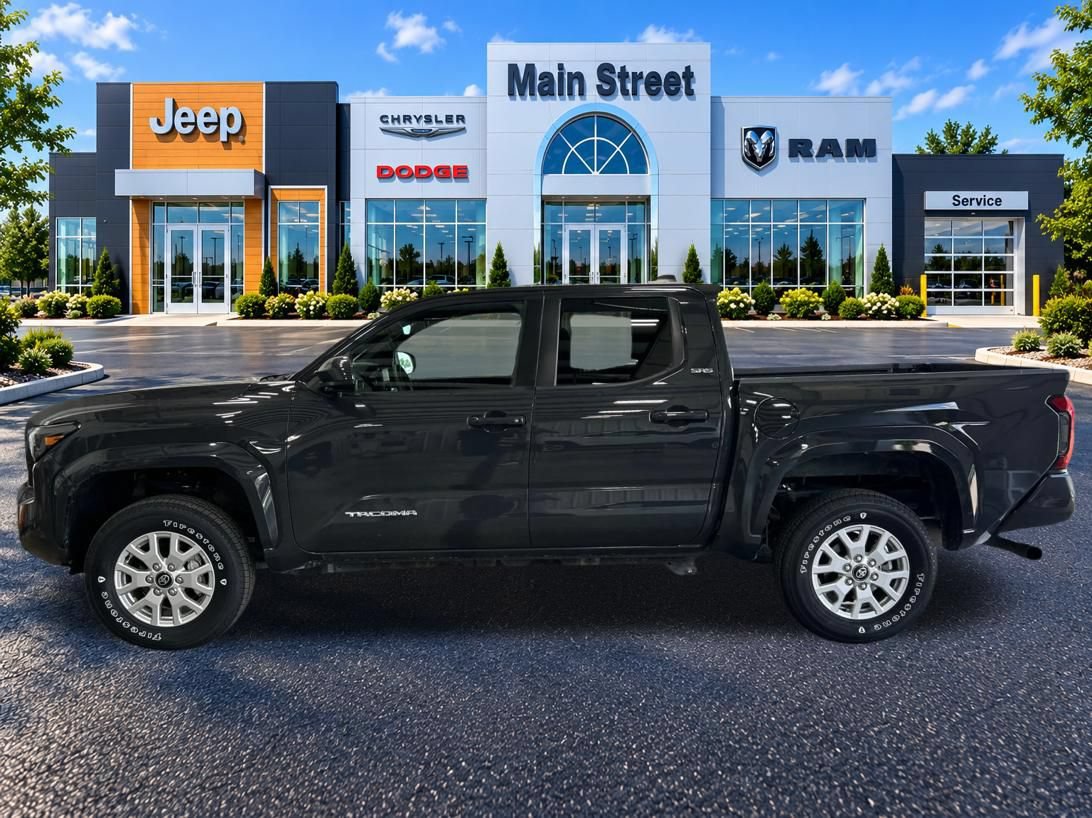Used 2024 Toyota Tacoma SR5 AWD/4WD image 2