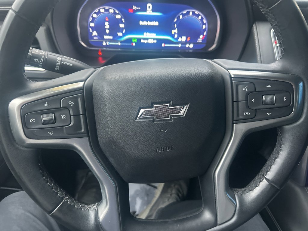 Used 2023 Chevrolet Suburban Z71 image 22