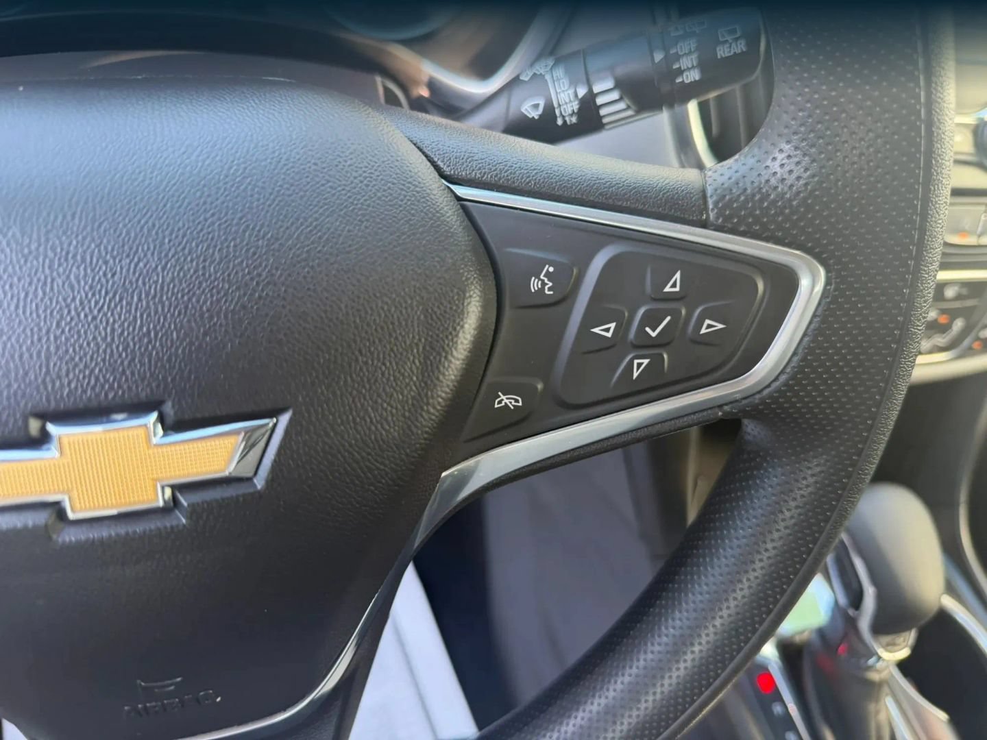 Used 2022 Chevrolet Equinox LS AWD/4WD image 19