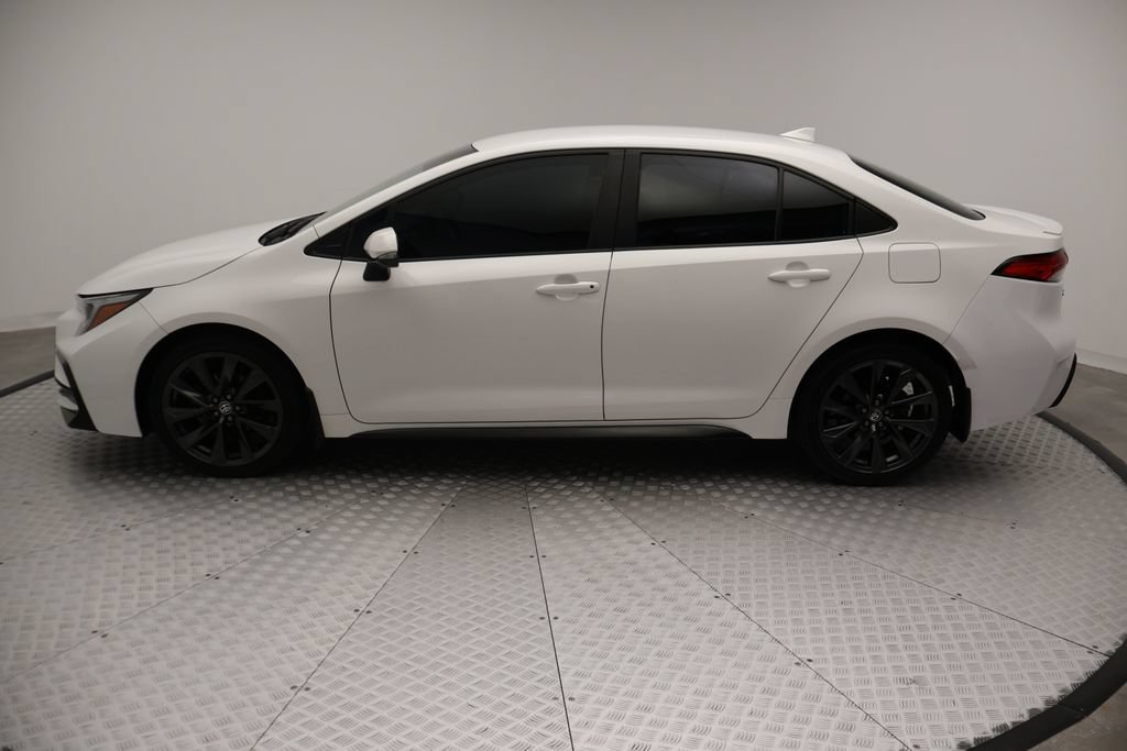 Used 2024 Toyota Corolla SE FWD image 12
