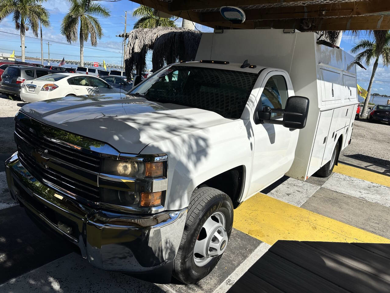 Used 2016 Chevrolet Silverado 3500 W/T image 1