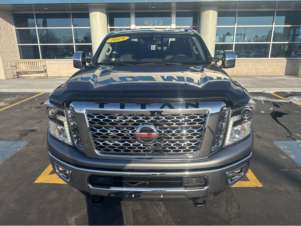 Used 2019 Nissan Titan SL w/ Chrome Package image 2