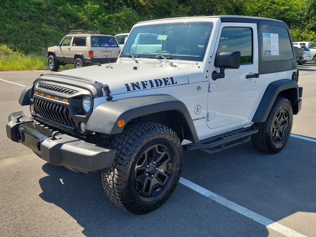 Used 2015 Jeep Wrangler Sport AWD/4WD image 7
