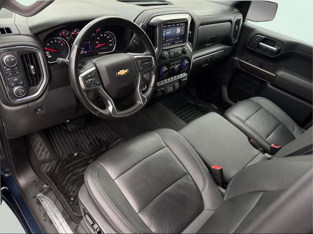 Used 2021 Chevrolet Silverado 1500 LT w/ Z71 Off-Road Package image 13