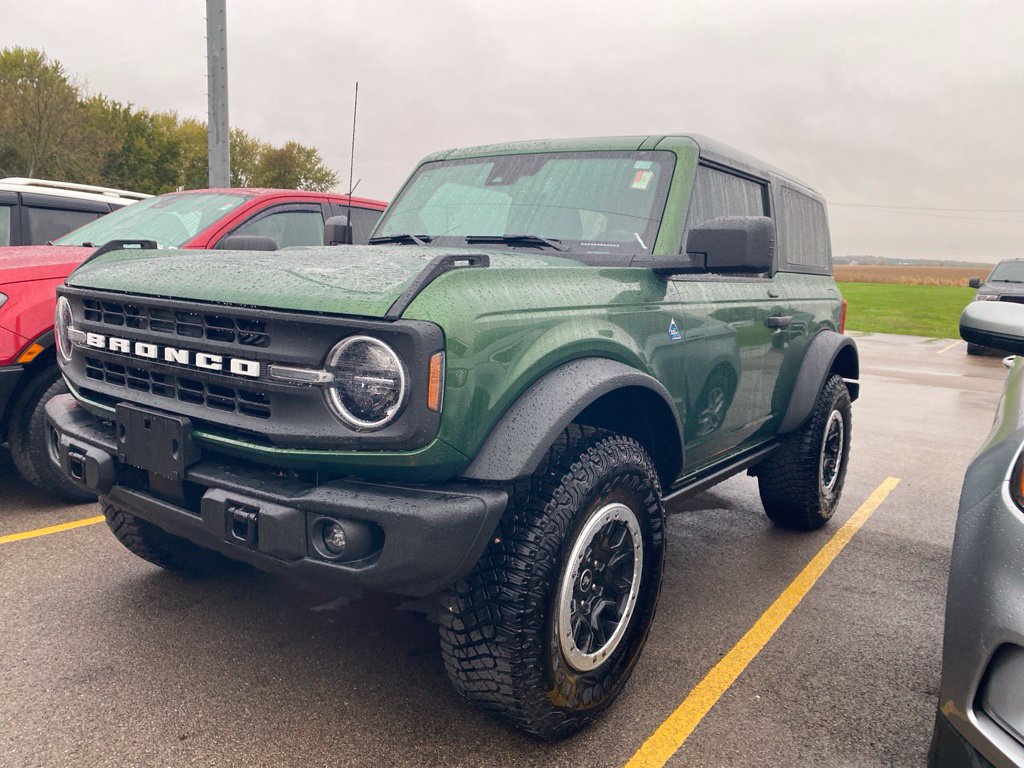 Used 2023 Ford Bronco Black Diamond w/ Sasquatch Package AWD/4WD image 14