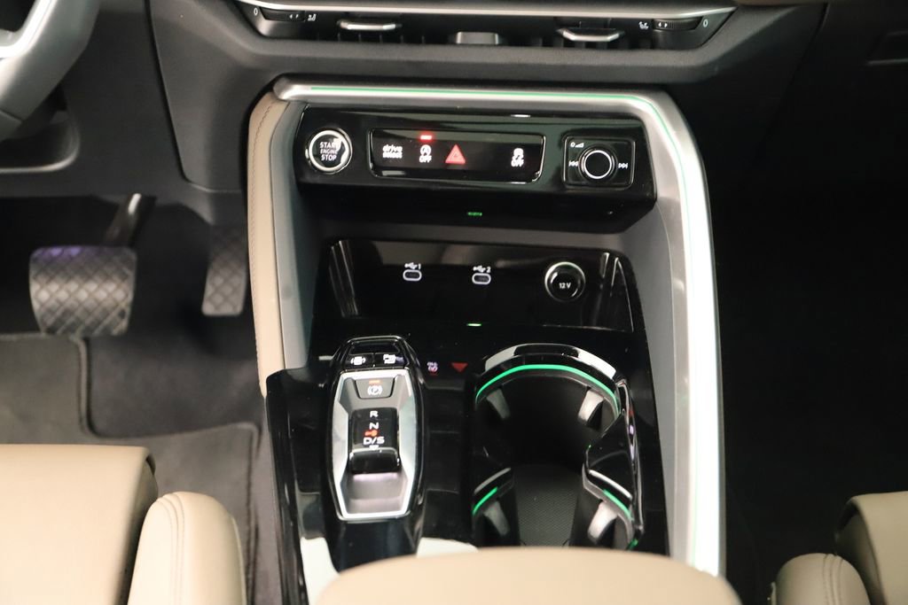 Certified 2025 Audi Q5 Prestige image 21