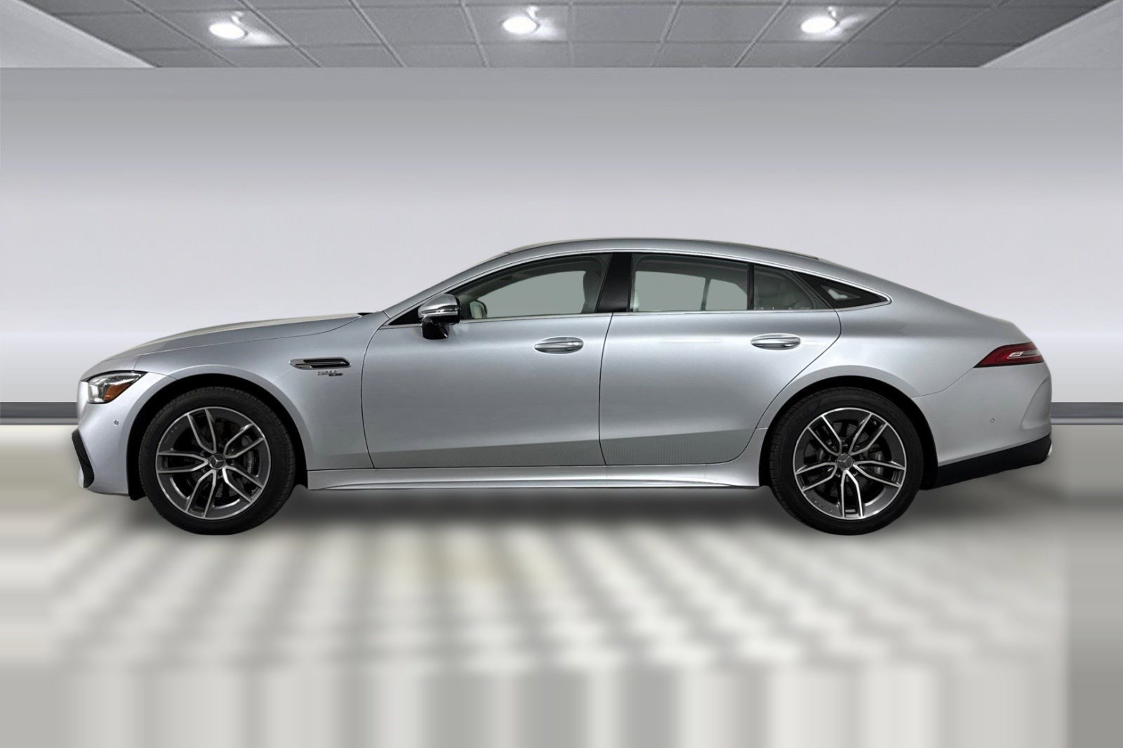 Used 2024 Mercedes-Benz AMG GT 43 image 2