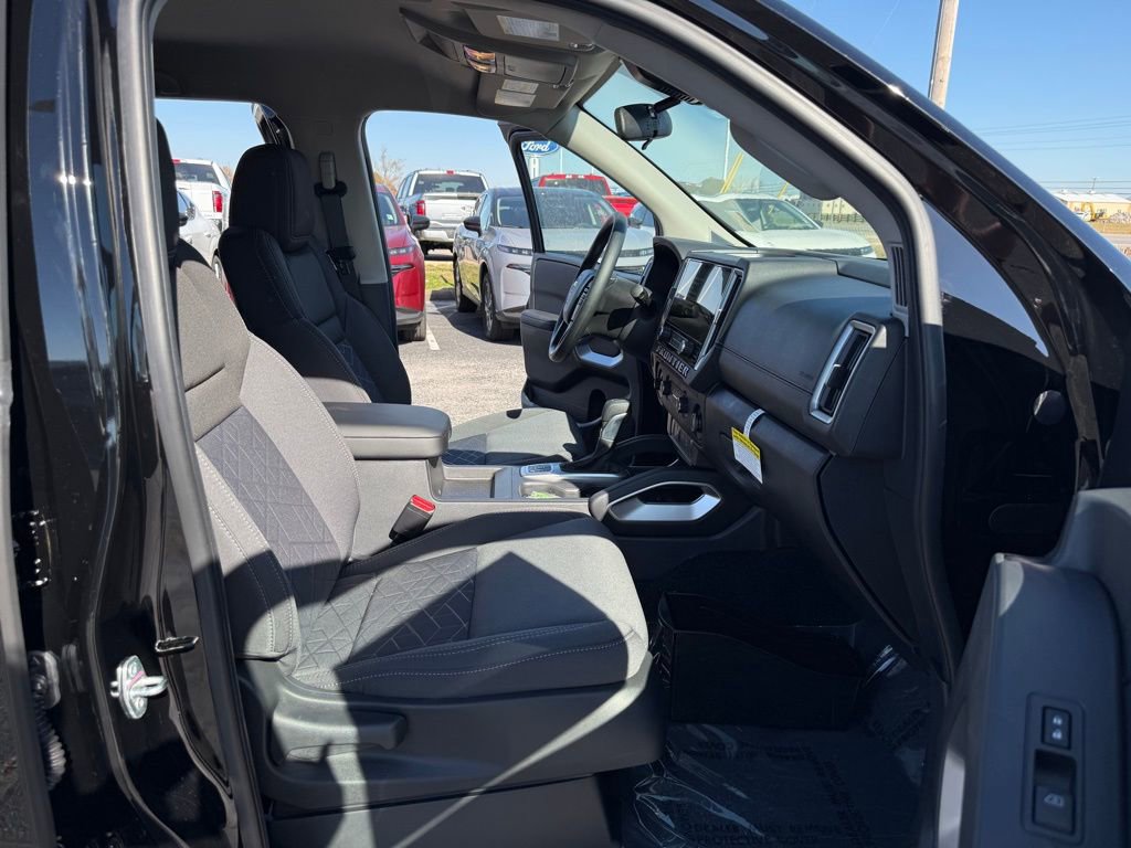 New 2026 Nissan Frontier SV w/ Tow Package image 16