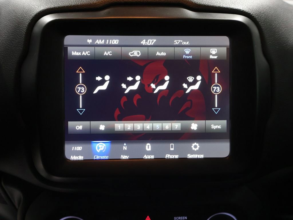 Used 2023 Jeep Renegade Latitude AWD/4WD image 30