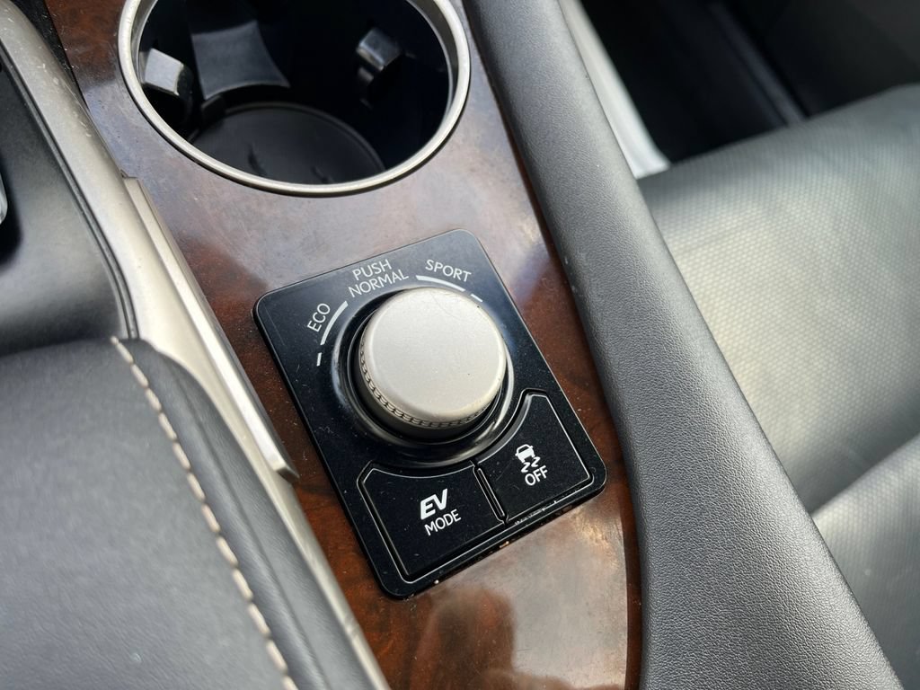 Used 2017 Lexus RX 450h AWD w/ Accessory Package image 24
