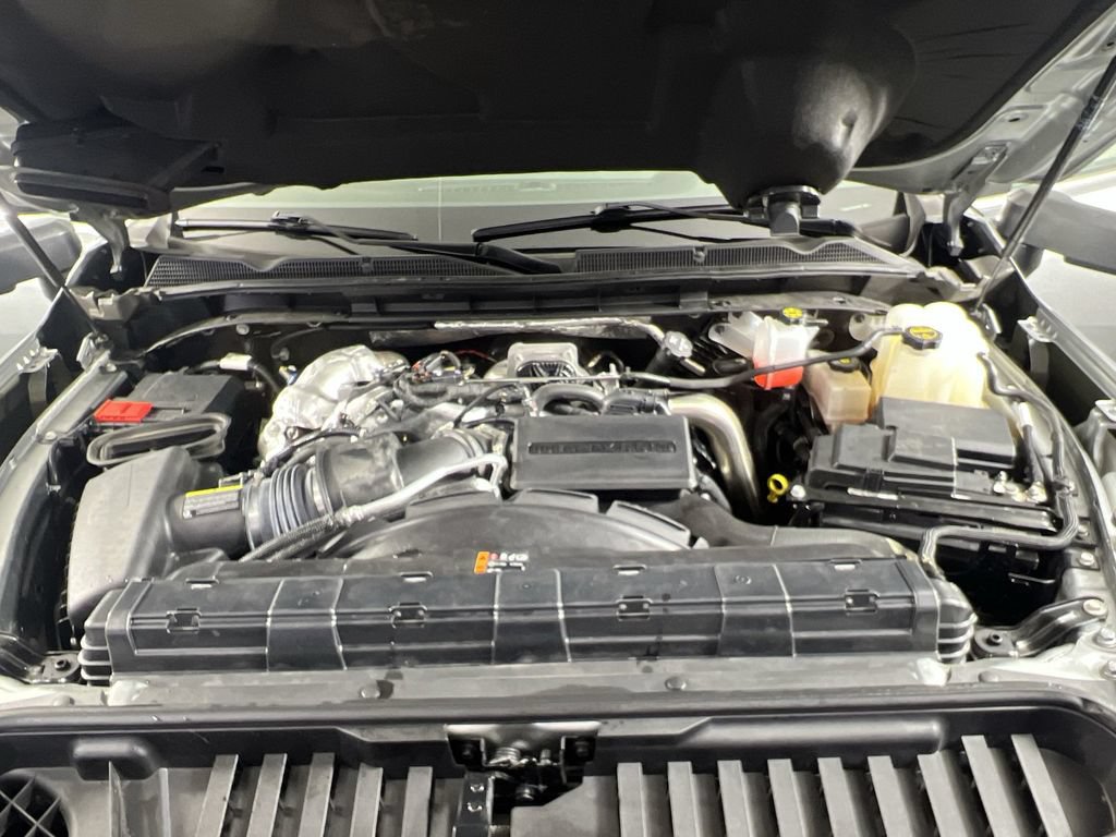 Certified 2025 GMC Sierra 3500 Denali Ultimate AWD/4WD image 30