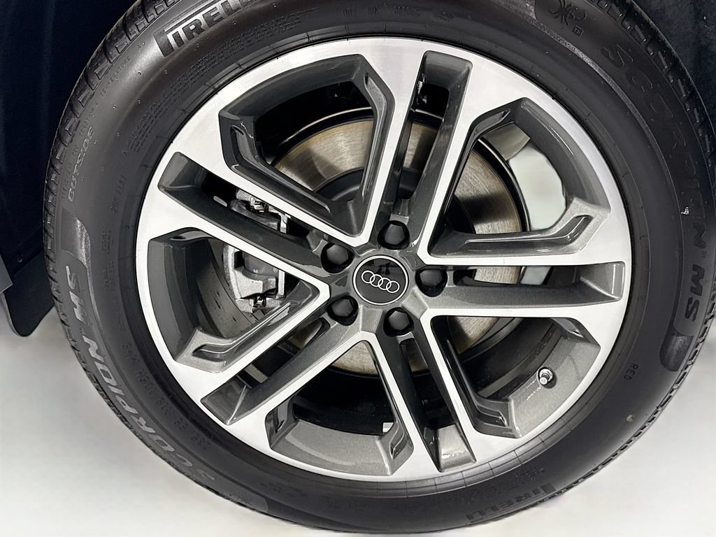 Used 2026 Audi Q5 Premium AWD/4WD image 31