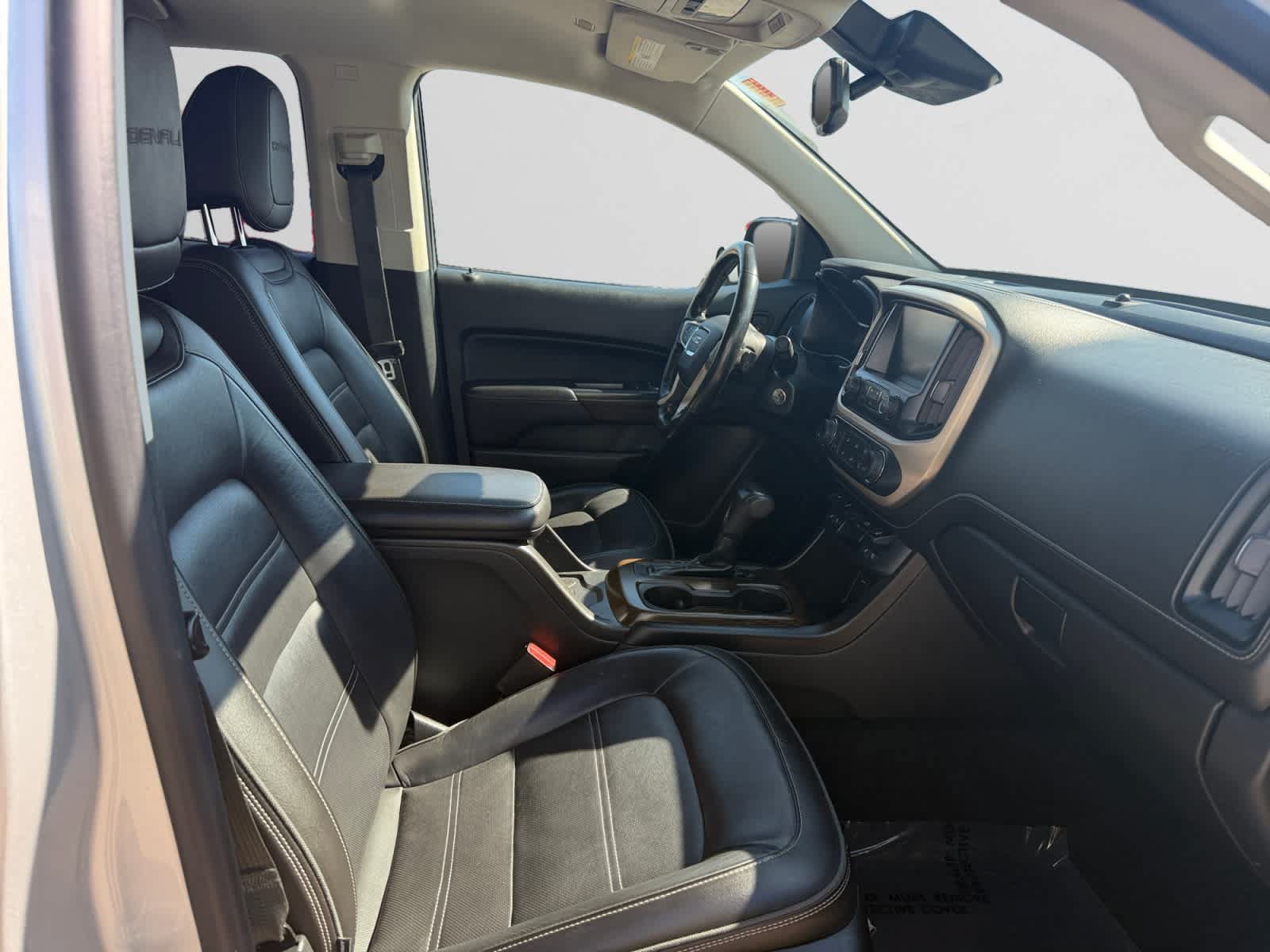 Used 2018 GMC Canyon Denali AWD/4WD image 15
