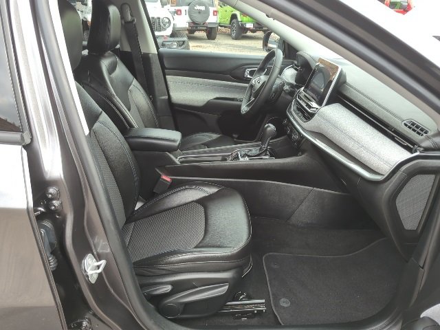 Certified 2022 Jeep Compass Latitude image 19