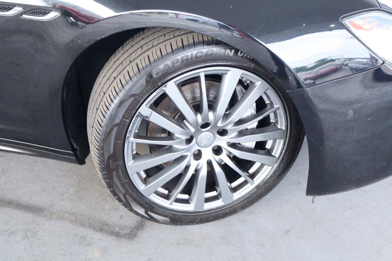 Used 2018 Maserati Ghibli RWD image 3