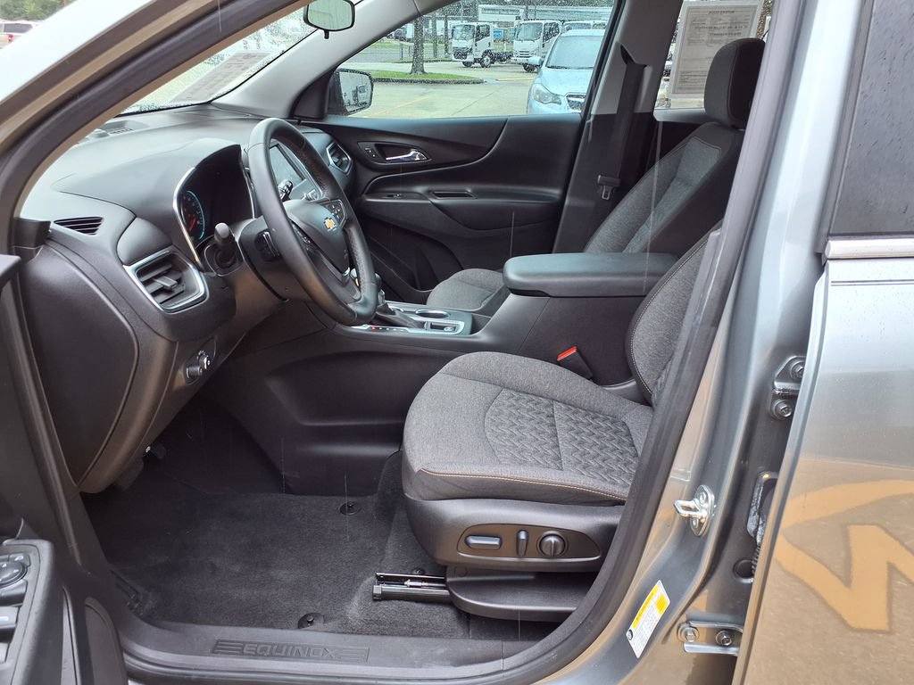 Used 2024 Chevrolet Equinox LT FWD image 15