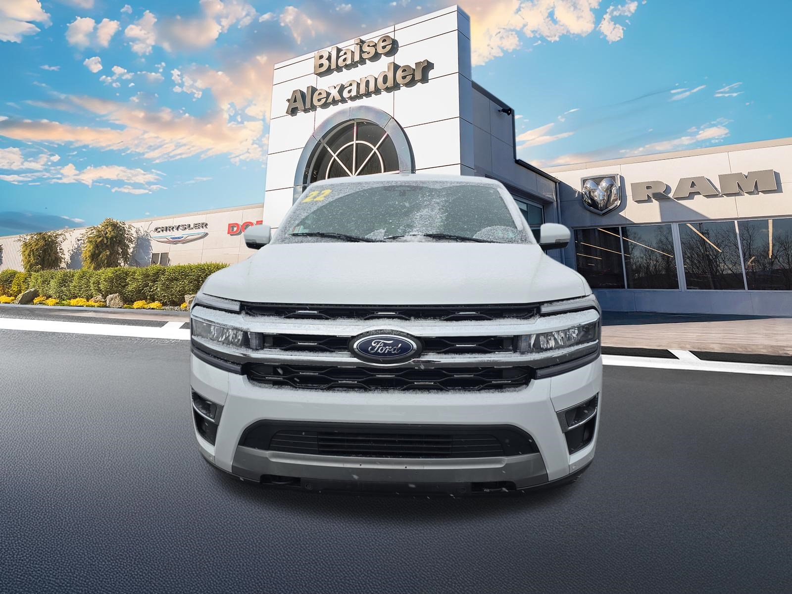 Used 2022 Ford Expedition Max Limited AWD/4WD image 9
