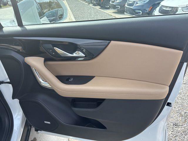 Used 2020 Chevrolet Blazer Premier w/ Driver Confidence II Package image 35