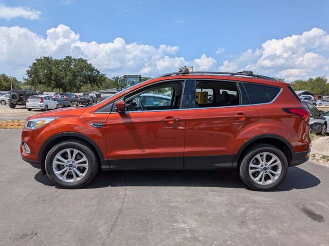 Used 2019 Ford Escape SEL FWD video 2