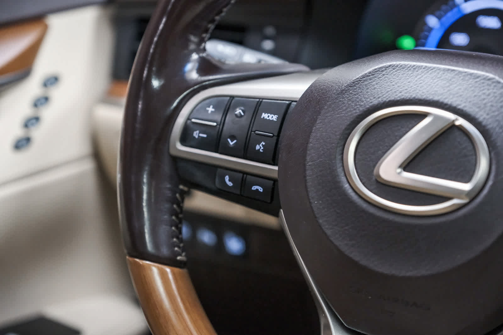 Used 2018 Lexus ES 300h w/ Navigation Package FWD image 21