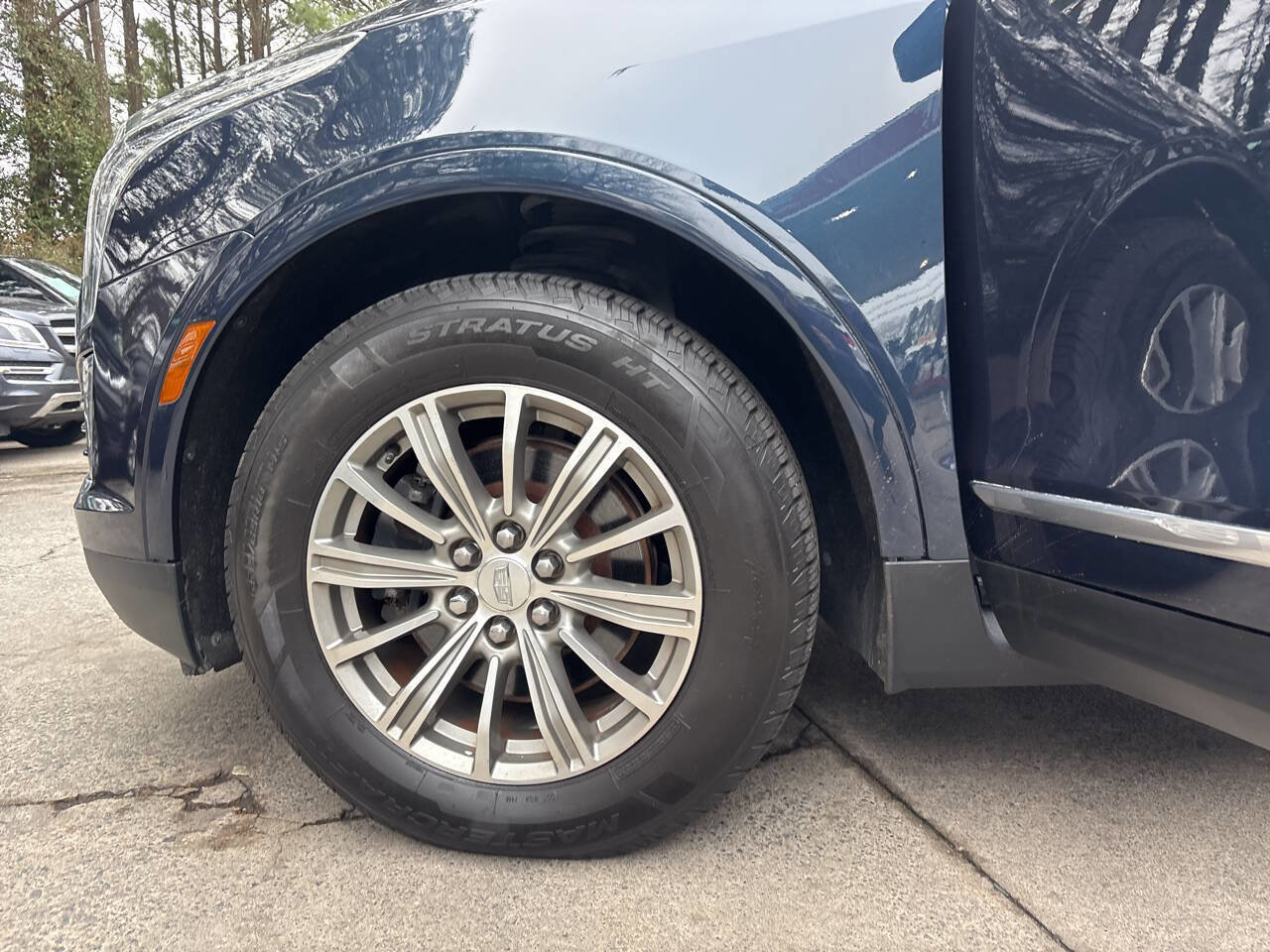Used 2017 Cadillac XT5 Luxury image 16