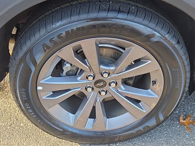Used 2023 Ford Explorer XLT w/ Equipment Group 202A image 40