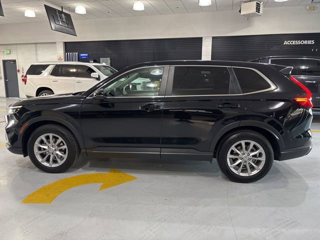 Used 2023 Honda CR-V EX image 2