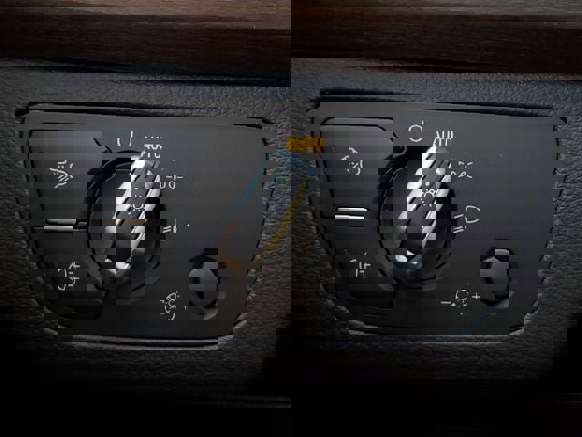 Used 2024 Audi Q5 2.0T Premium w/ Convenience Package image 35