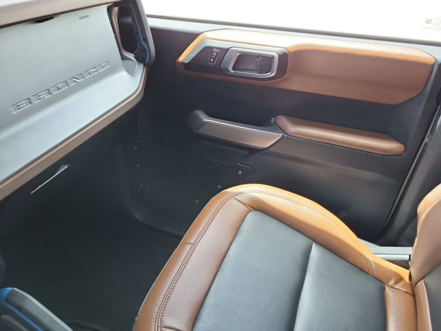 Used 2023 Ford Bronco Outer Banks AWD/4WD image 24