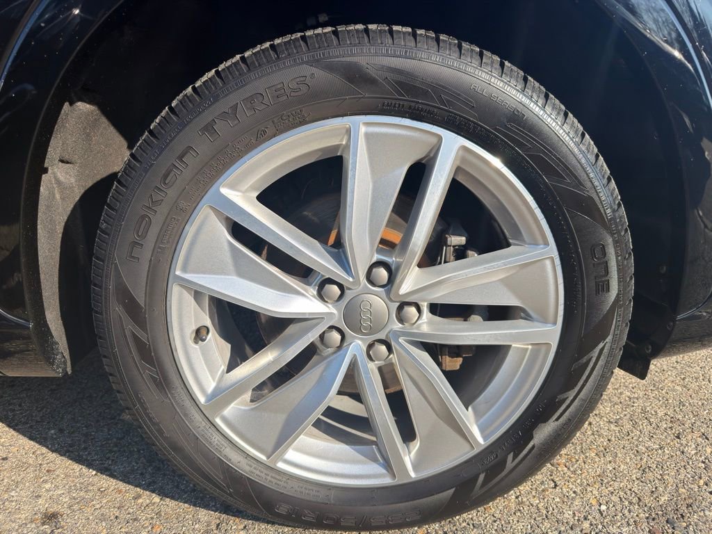 Used 2018 Audi Q3 2.0T Premium Plus w/ Premium Plus Package image 9