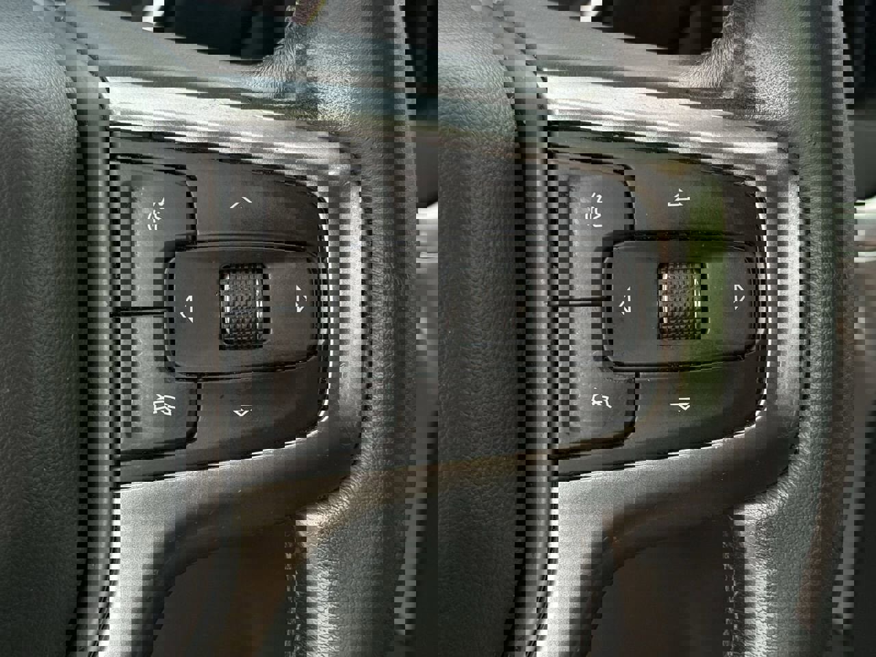 Used 2019 Chevrolet Silverado 1500 LT w/ Texas Edition image 14