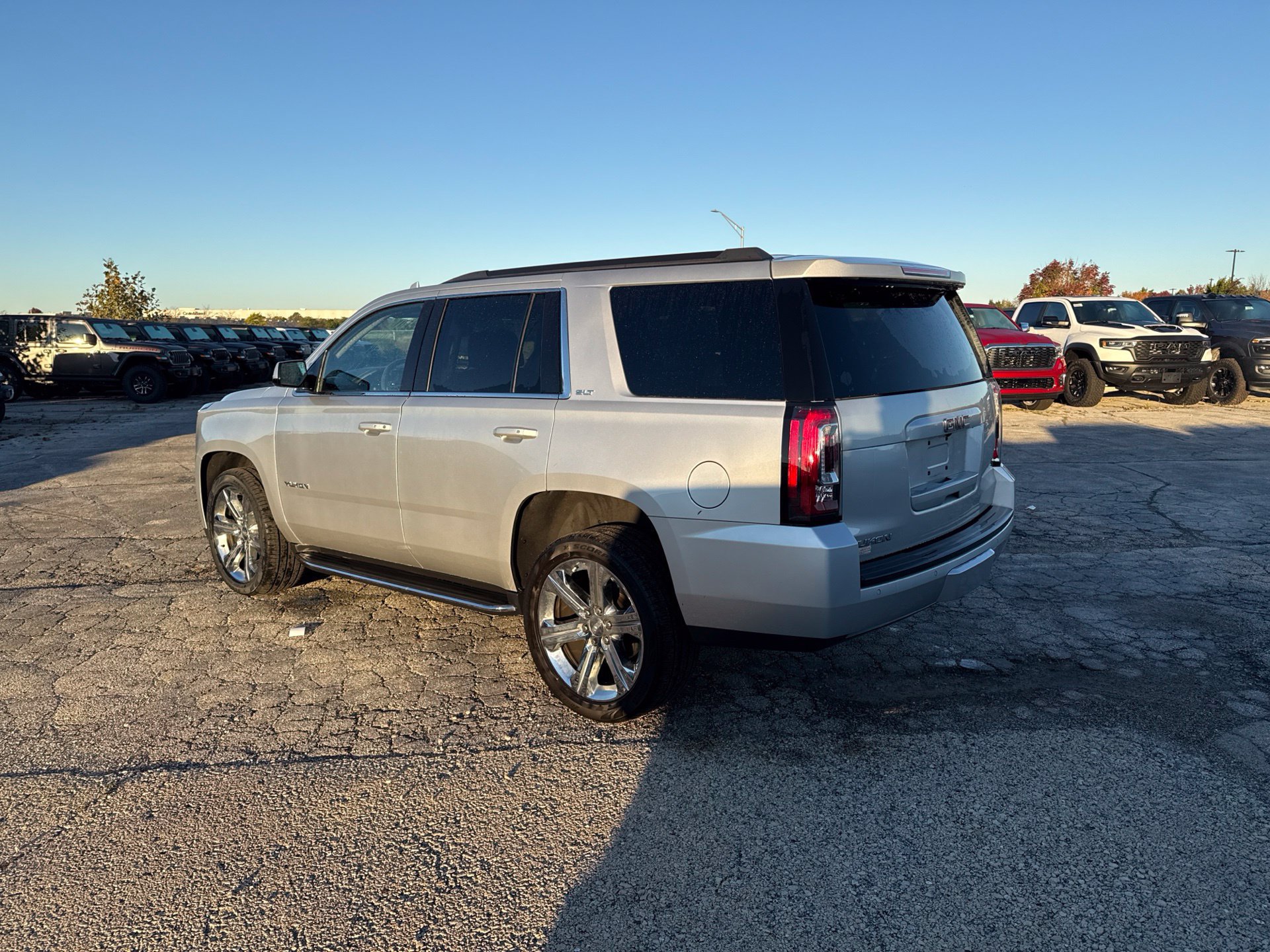 Used 2020 GMC Yukon SLT w/ Open Road Package AWD/4WD image 8