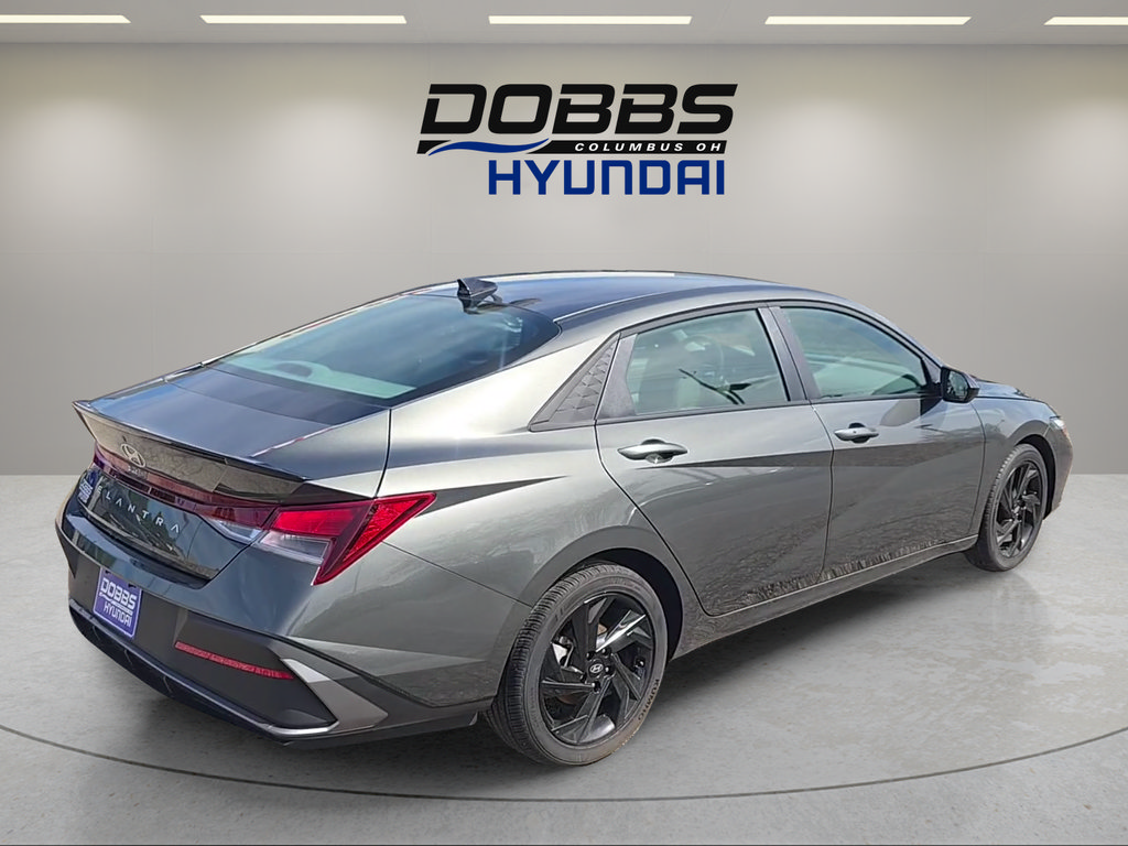 Certified 2026 Hyundai Elantra Sport FWD image 5