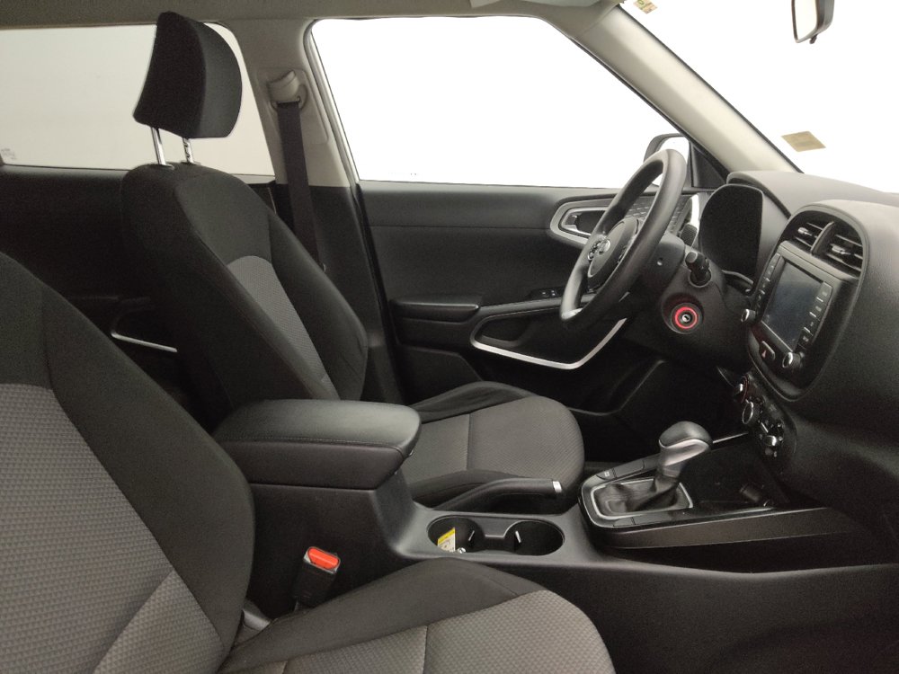 Used 2020 Kia Soul LX FWD image 21