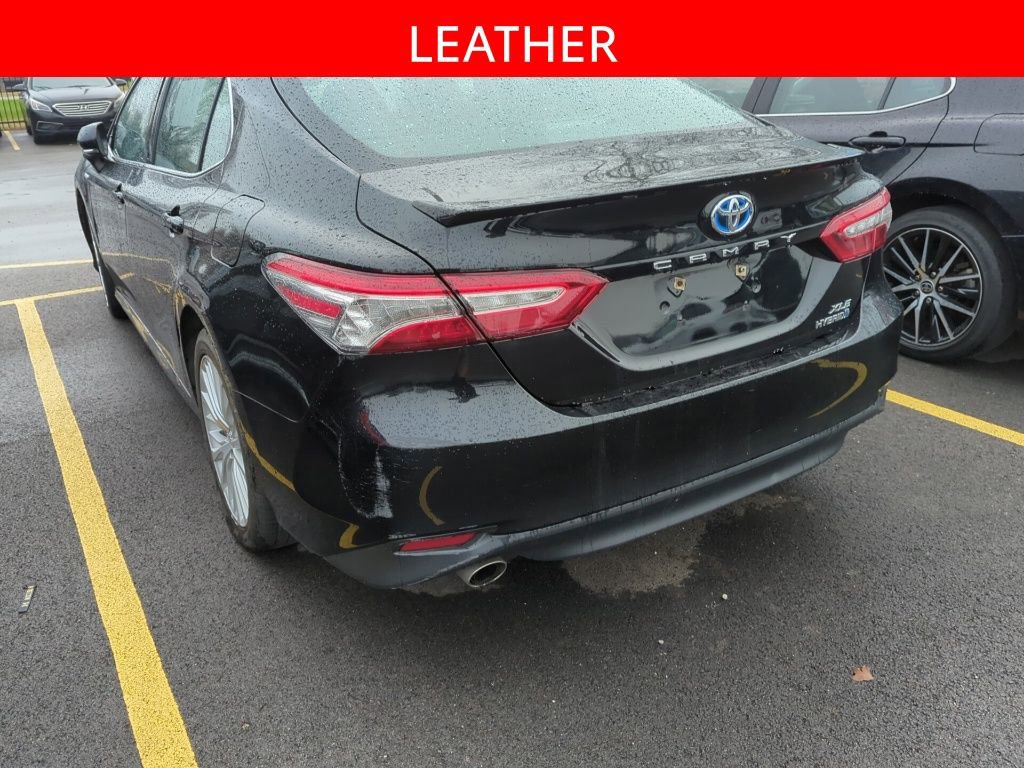 Used 2020 Toyota Camry XLE w/ Carpet Mat Package FWD image 4