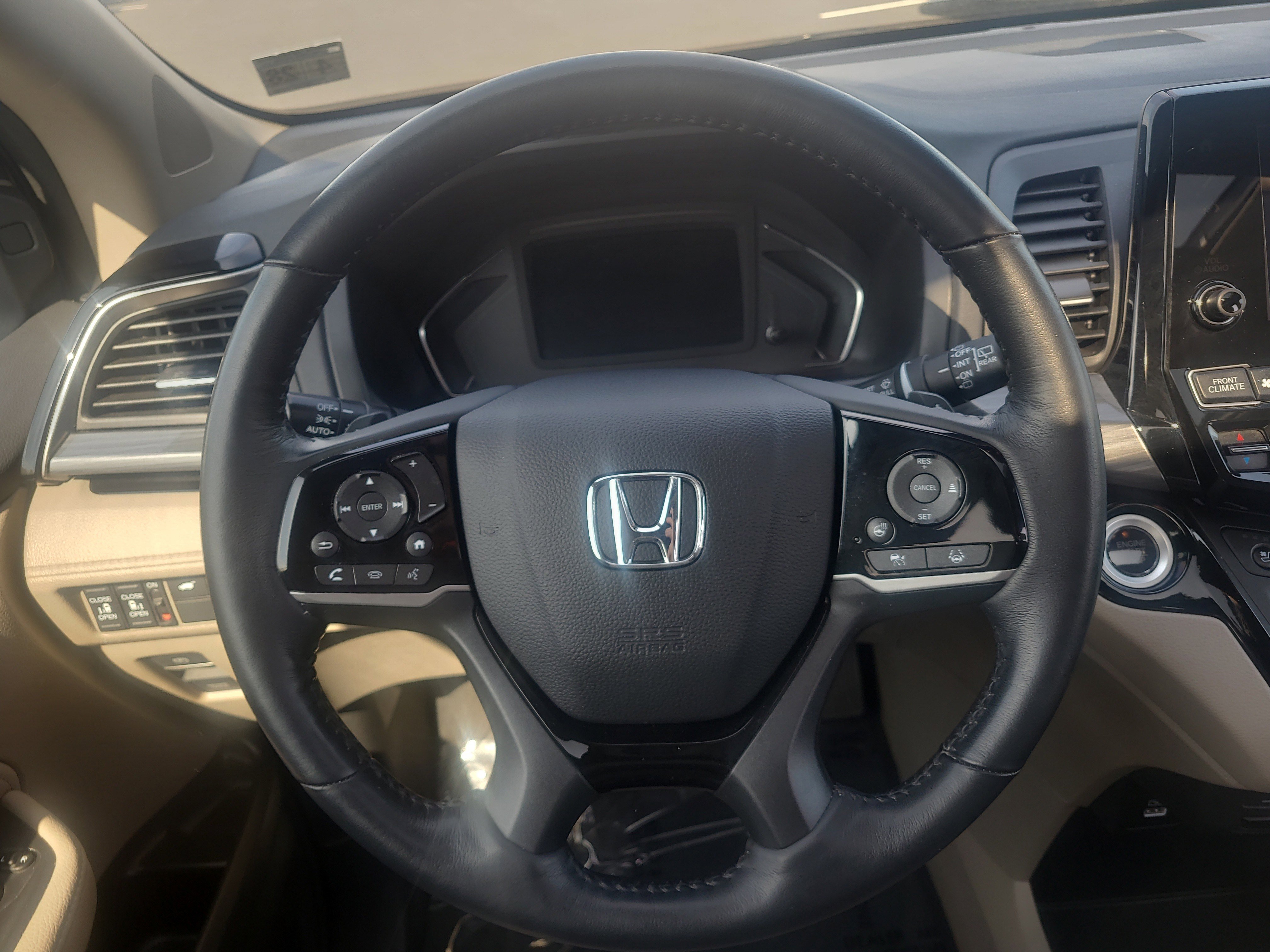 Used 2023 Honda Odyssey Elite image 22