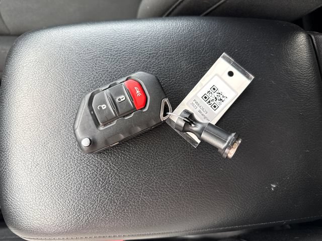 Used 2023 Jeep Wrangler Unlimited AWD/4WD image 12