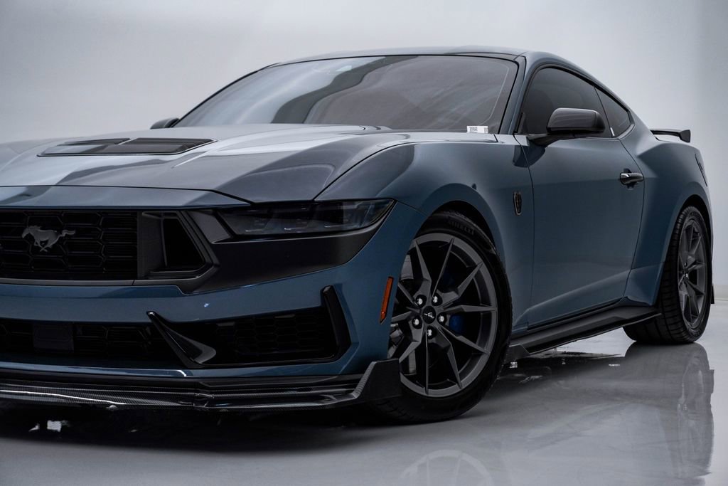 Used 2025 Ford Mustang Dark Horse image 2