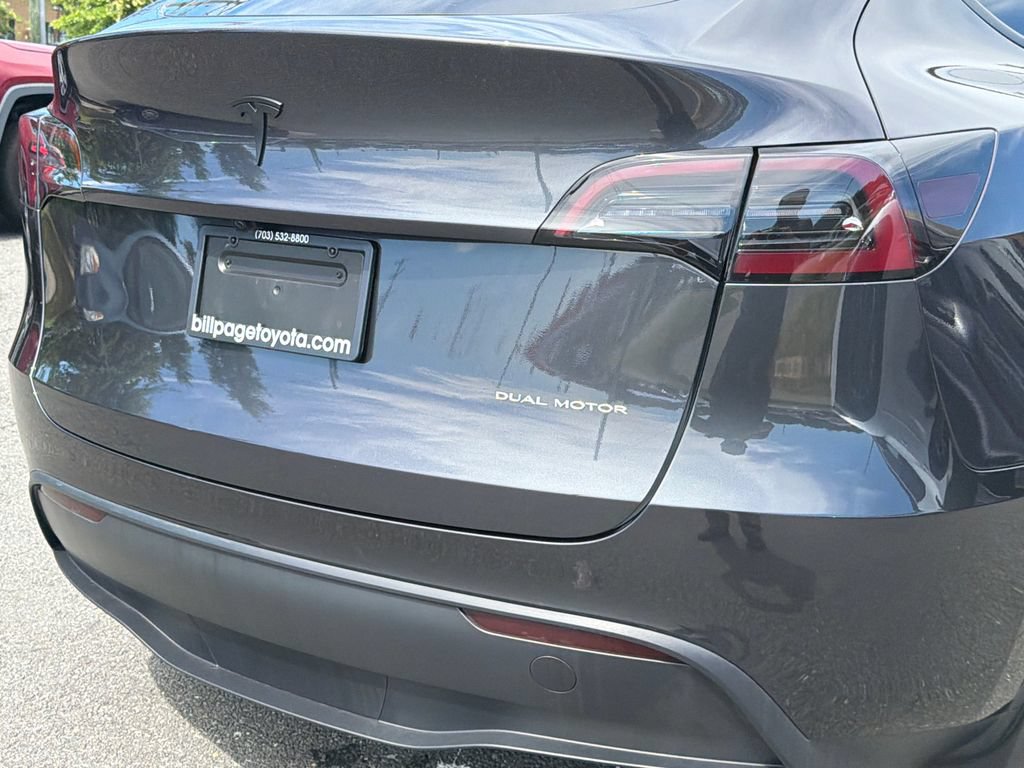 Used 2025 Tesla Model Y Long Range AWD/4WD image 5