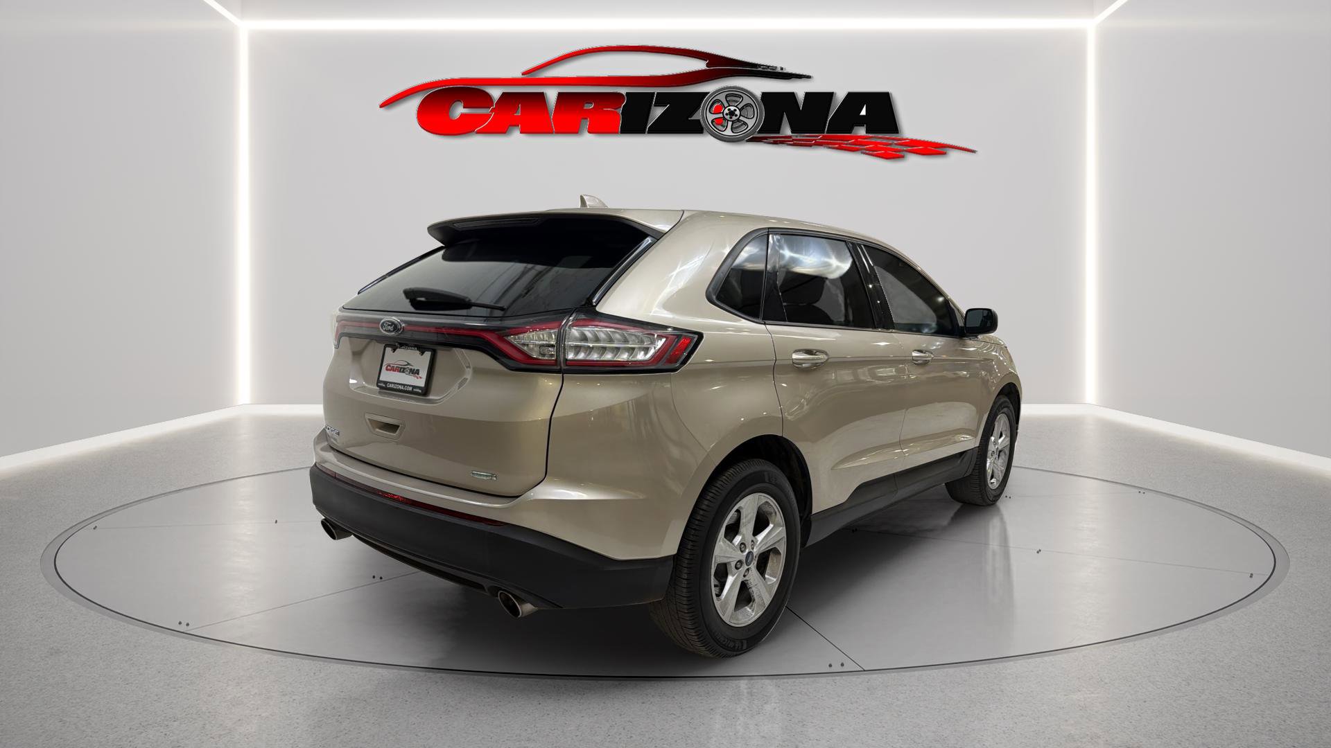 Used 2018 Ford Edge SE image 10