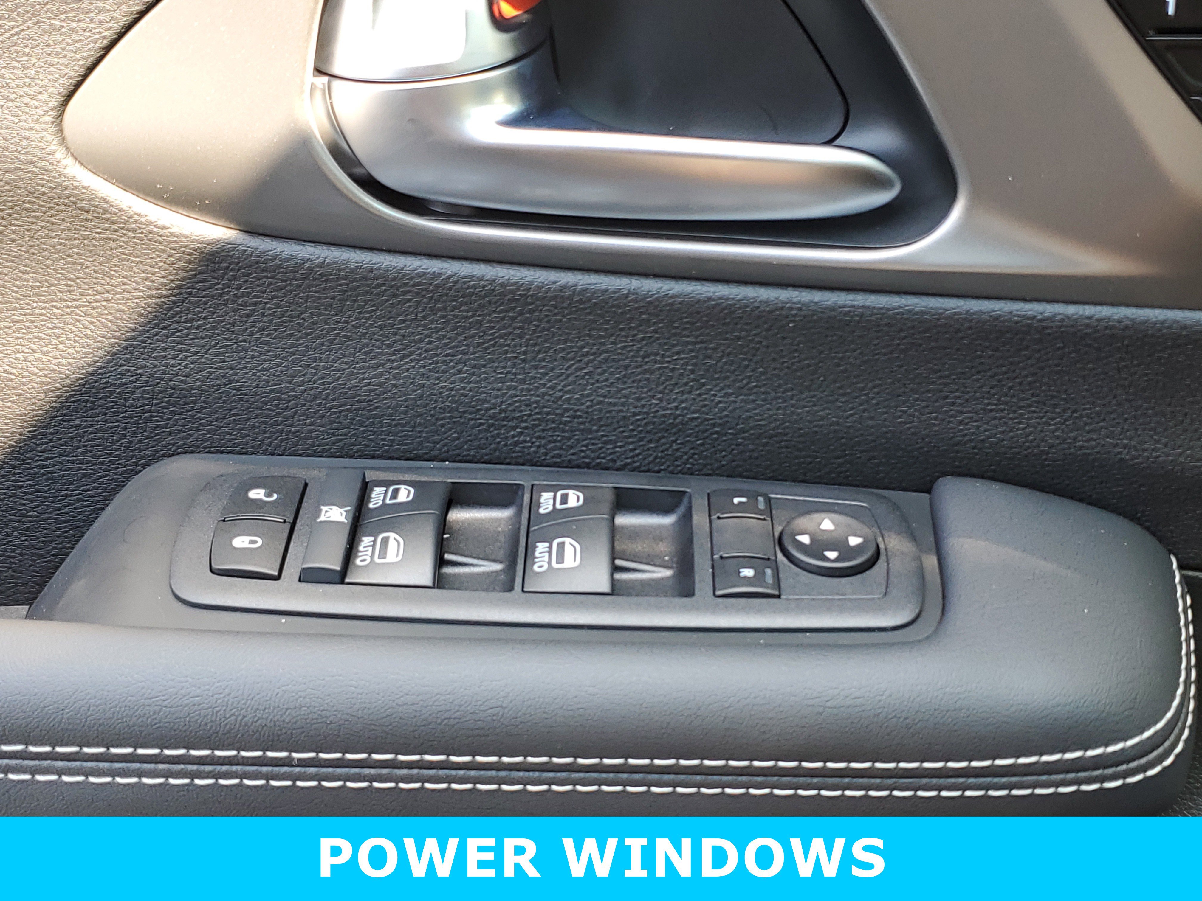 New 2026 Chrysler Pacifica Select image 22