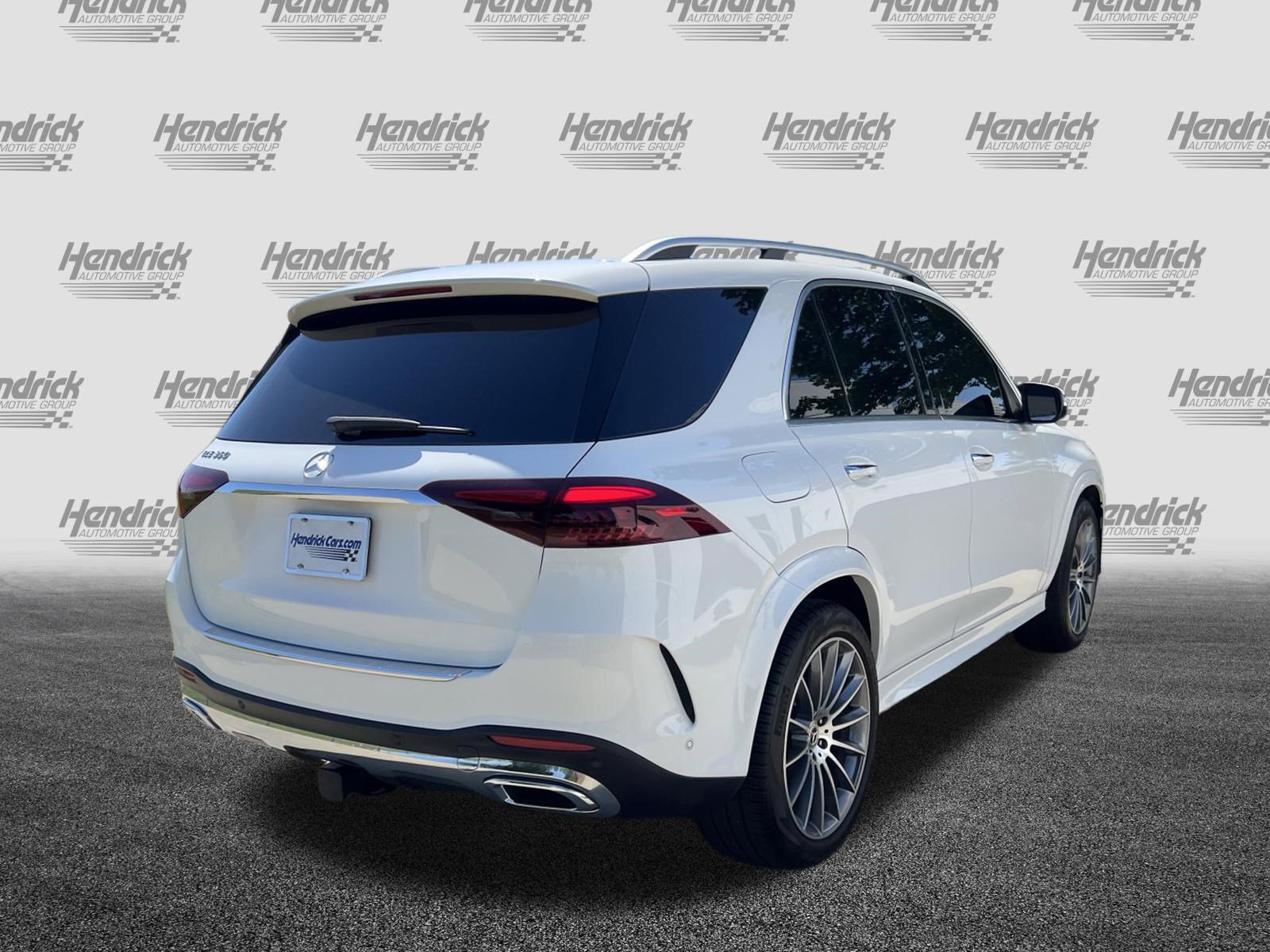 Certified 2025 Mercedes-Benz GLE 350 4MATIC w/ AMG Line Exterior image 9