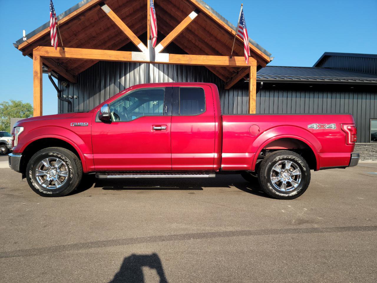 Used 2015 Ford F150 Lariat w/ Equipment Group 502A Luxury AWD/4WD image 23
