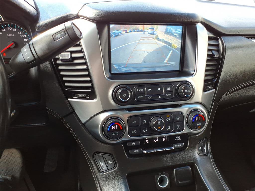 Used 2020 Chevrolet Suburban LT image 12