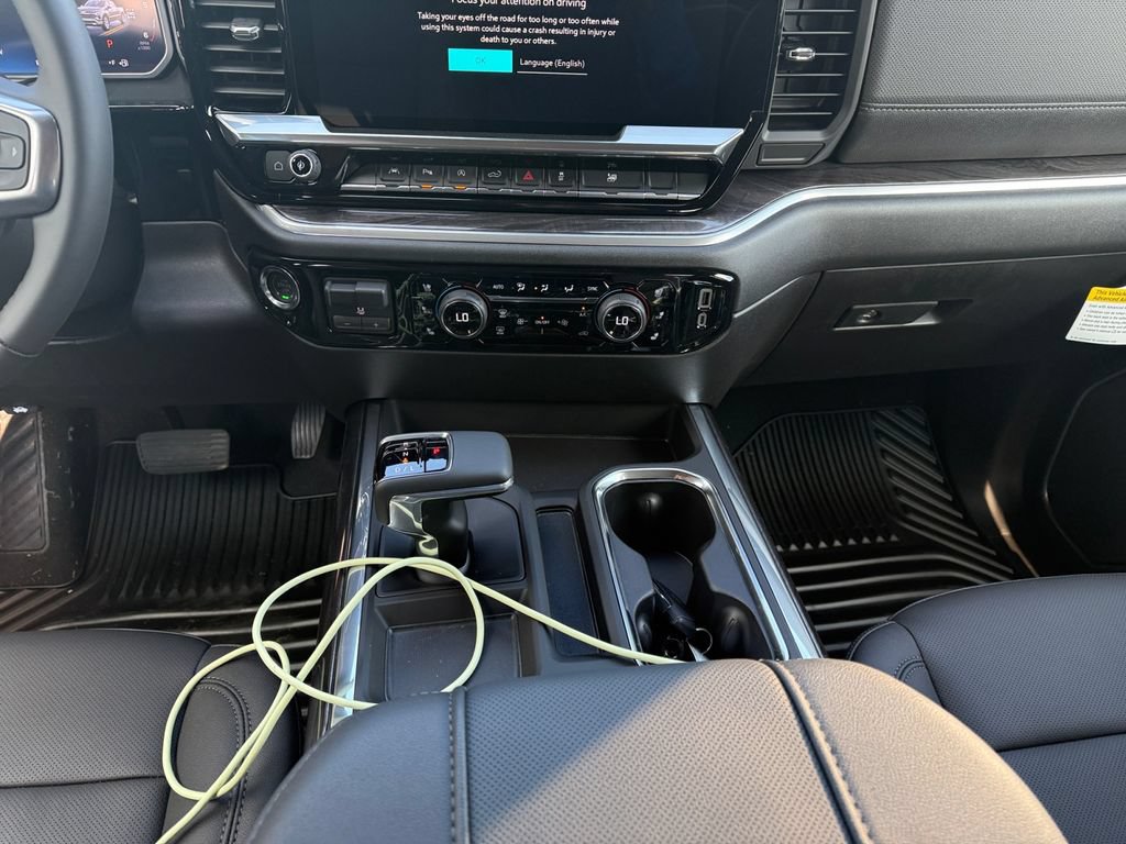 New 2026 Chevrolet Silverado 1500 LTZ w/ Technology Package AWD/4WD image 11
