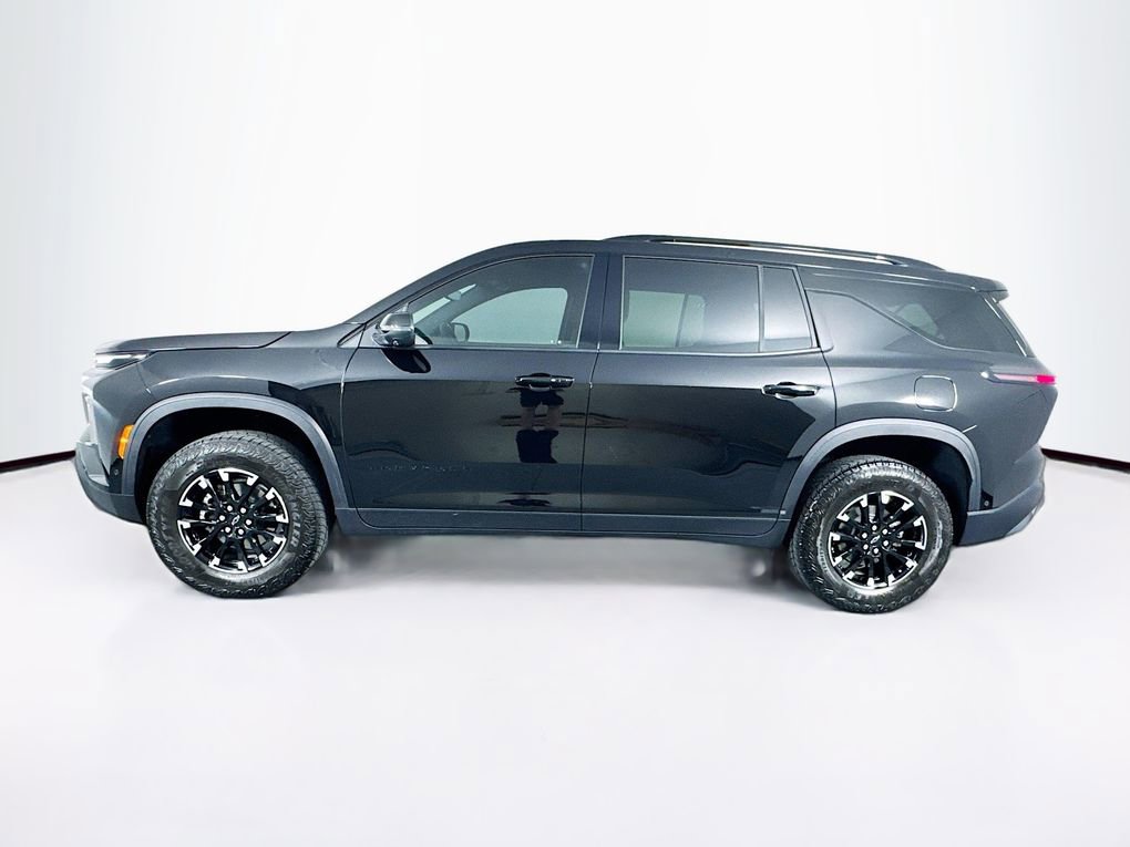 Used 2025 Chevrolet Traverse Z71 w/ Enhanced Driving Package image 6