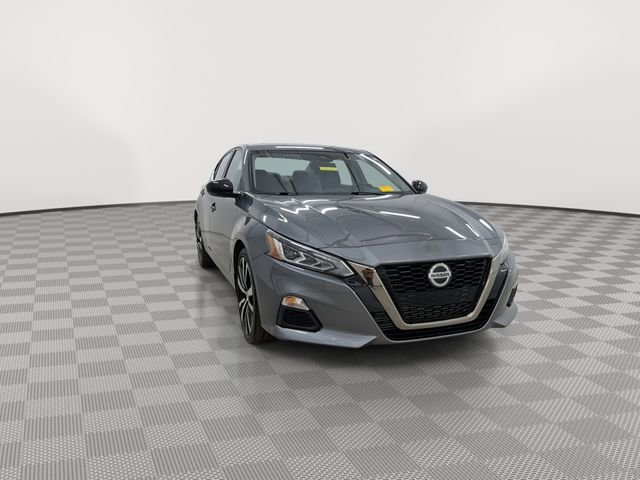 Certified 2022 Nissan Altima 2.0 SR image 3