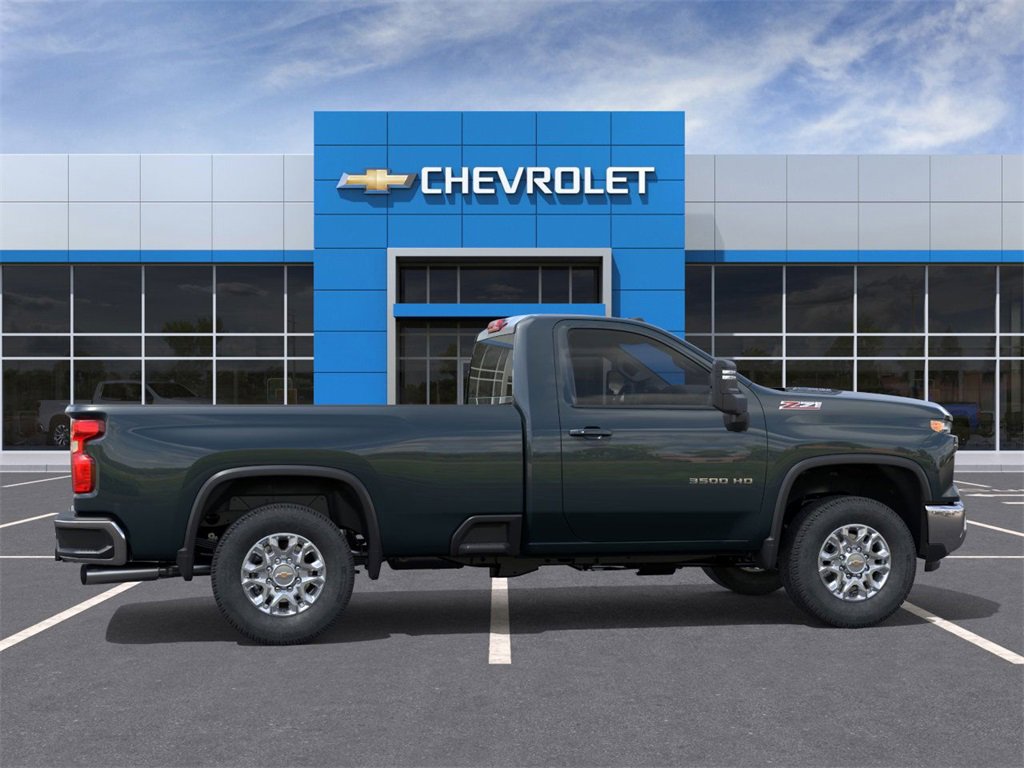 New 2026 Chevrolet Silverado 3500 LT image 5