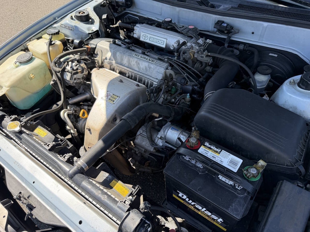 Used 1992 Toyota Camry Deluxe FWD image 21